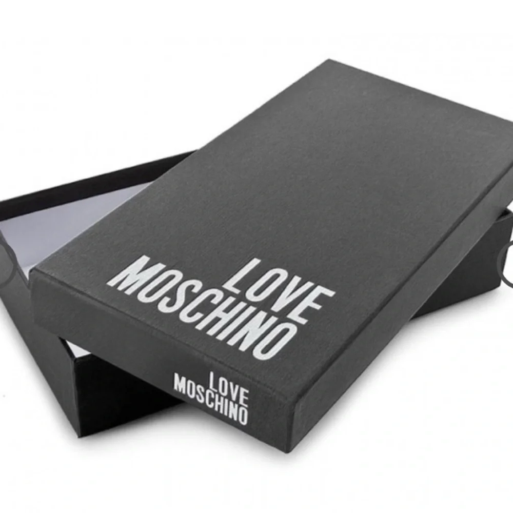 🆕 Authentic Love Moschino Wallet 🆑 At Awesome Prices To Buy Now & Save